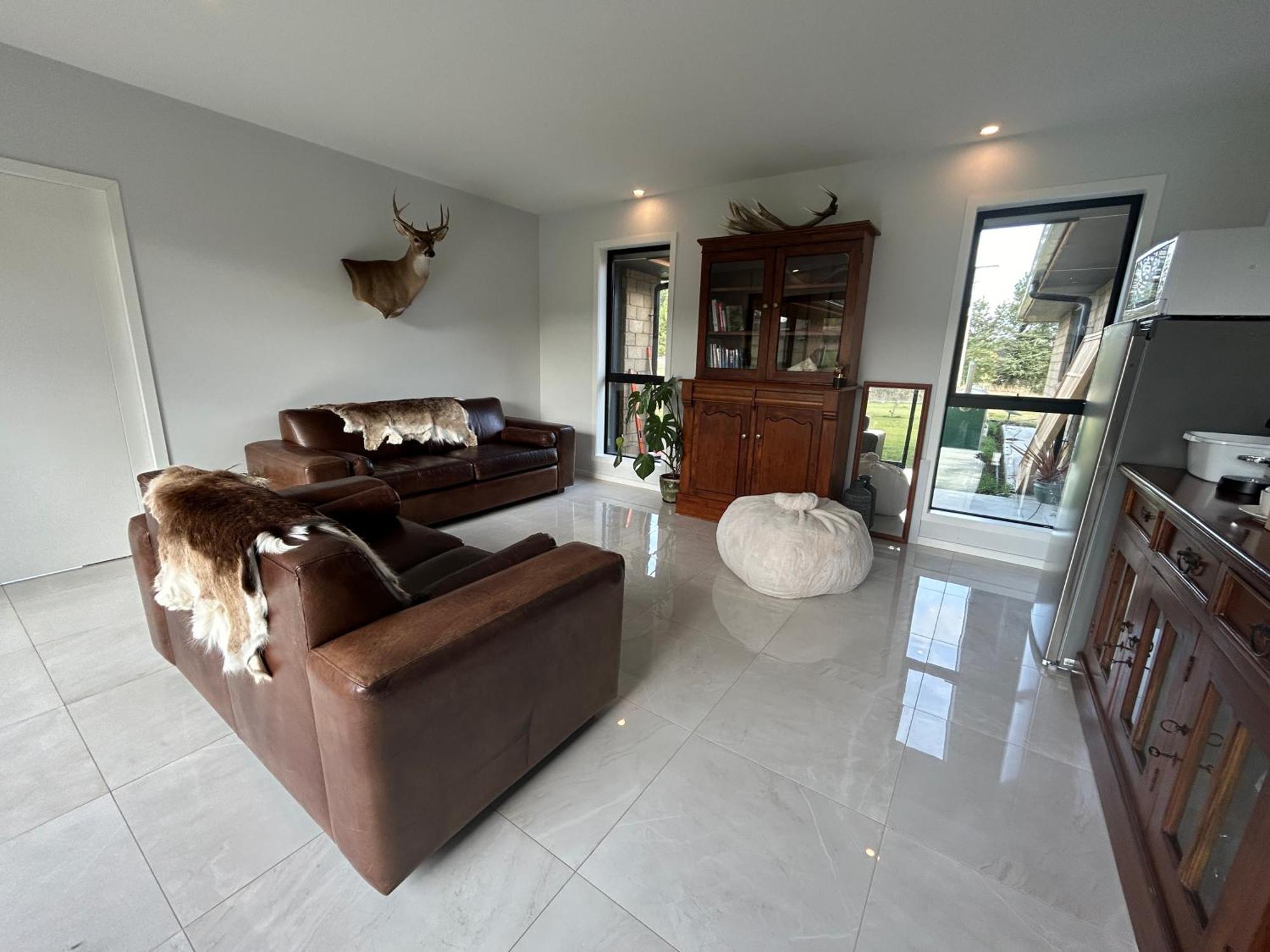 Tarras Countryside Retreat - Near Tourist Route Apartment ภายนอก รูปภาพ