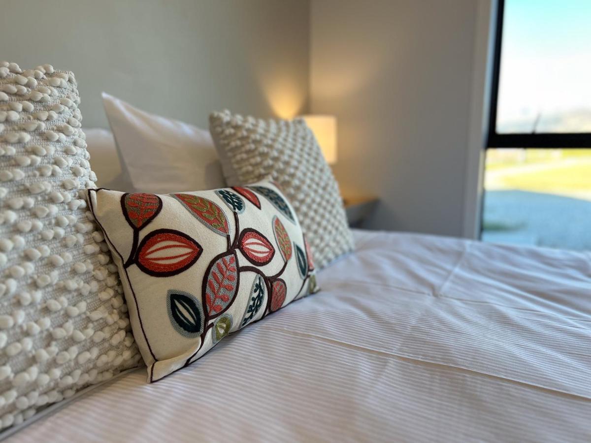 Tarras Countryside Retreat - Near Tourist Route Apartment ภายนอก รูปภาพ